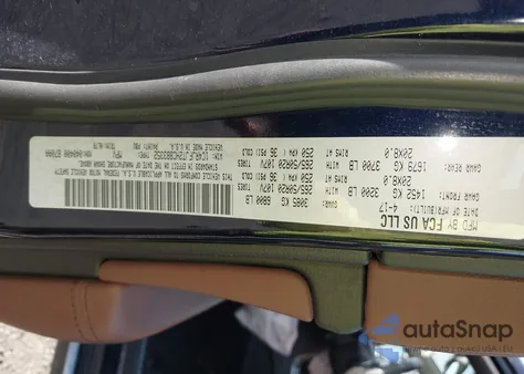 2017 Jeep Grand Cherokee Summit 4X4 from USA, damaged, VIN 1C4RJFJT2HC883352